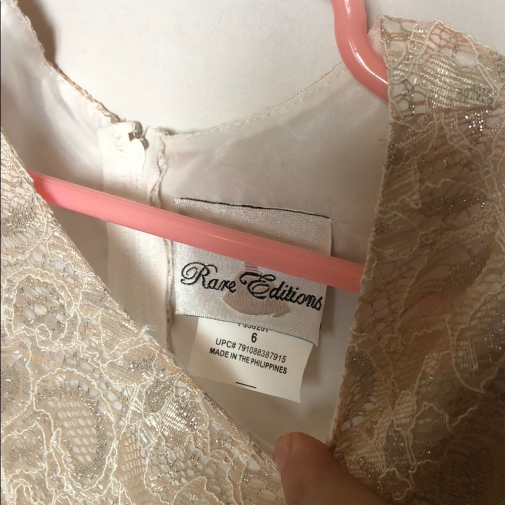 Formal dress - Picture 5 of 5